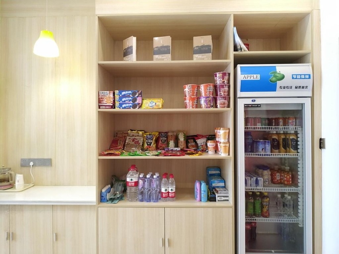 Food & Drinks 5, 7Days Premium Xian Lantian Lanxin Road Branch, Xi'an