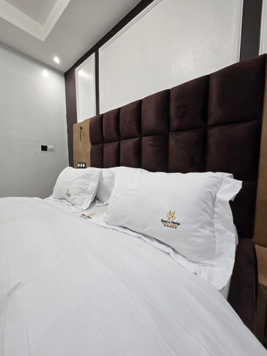 4, SUNA'A HOME LOGPOM, Wouri