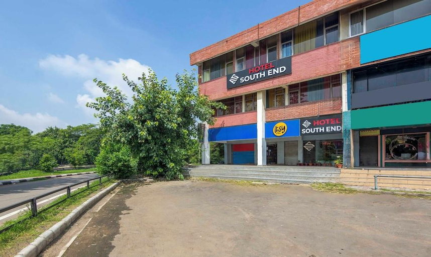 Exterior & Views 2, South End Hotel, Chandigarh
