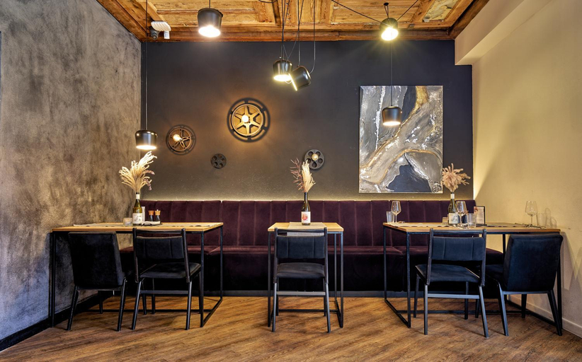 Food & Drinks 4, Hotel Sobieskiego 9, Rybnik City