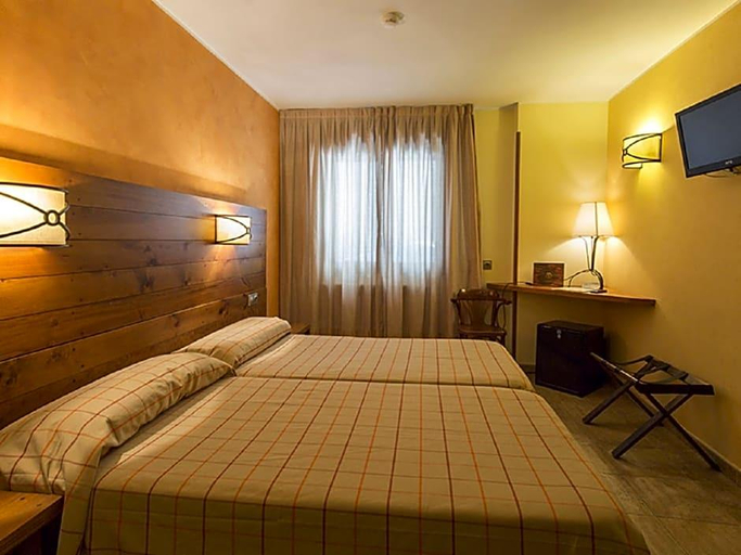 Bedroom 3, Hotel Magic Pas, Pyrénées-Orientales