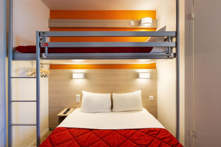 Bedroom 4, Premiere Classe Nantes Ouest - Saint Herblain, Loire-Atlantique