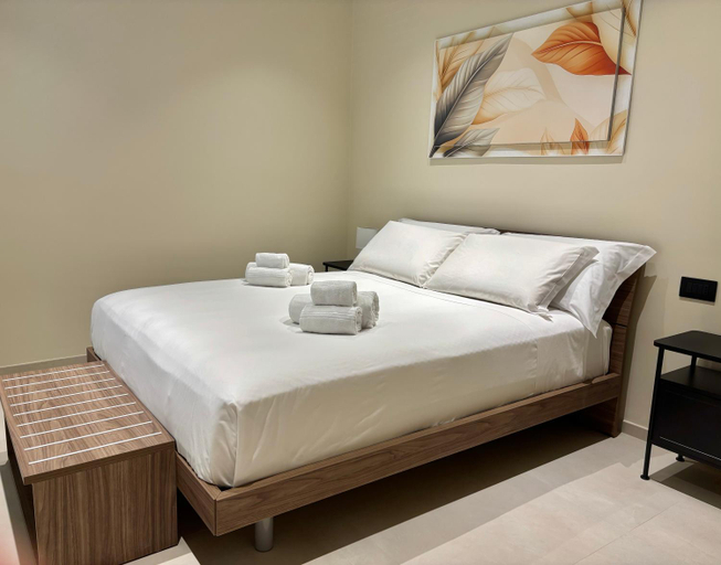 Bedroom 4, SETTANNI Suites, Bari