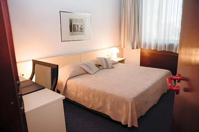 Bedroom 3, Slavija Hotel, Belgrade