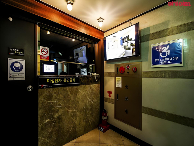 Others 5, Seven Motel Ansan, Hwaseong