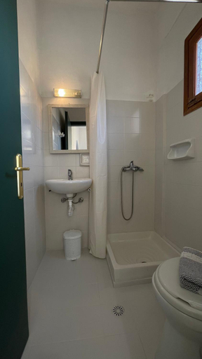 Bathroom, Kavos Aparthotel, Ionian Islands