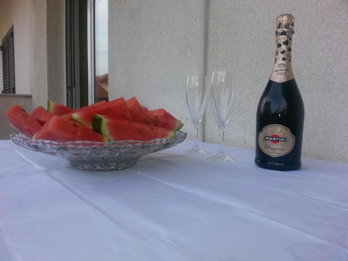 Food & Drinks 4, Apartments Dalmacija, Podstrana
