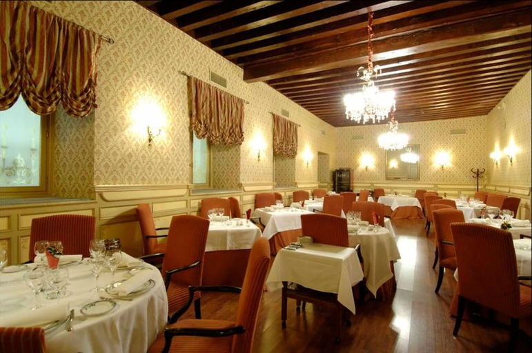 Food & Drinks 5, Palacio de los Velada, Ávila