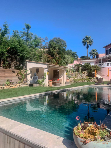Sport & Beauty 2, La Dolce Villa 11 sleeps Pool & Landscaped Garden, Alpes-Maritimes