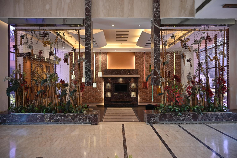 Public Area 3, Club Florence, Gurgaon