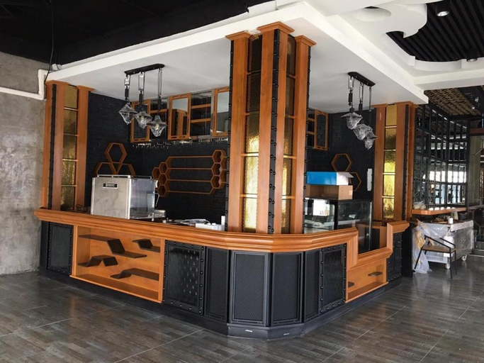 Others 5, hoongthip hotel, Khanthabouly
