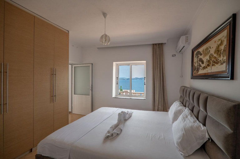 3, Geart Apartments, Sarandës