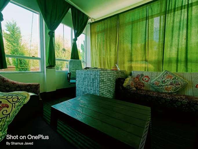 Others 5, Shamus Javed H S, Srinagar