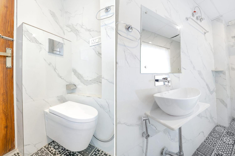 Bathroom 4, Madhuban Inn, Garhwal
