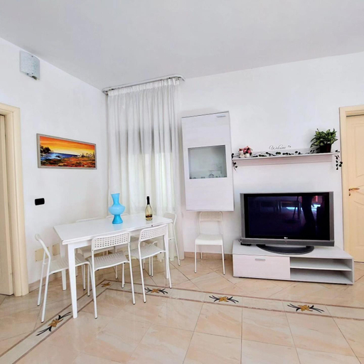Others 3, Casa Ortigia, Syracuse