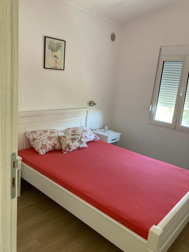 Bedroom 2, Apartmani Sutomore welcome