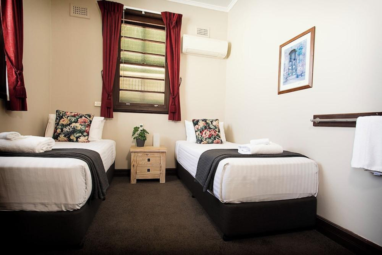 Bedroom 3, Esk Grand Hotel, Esk