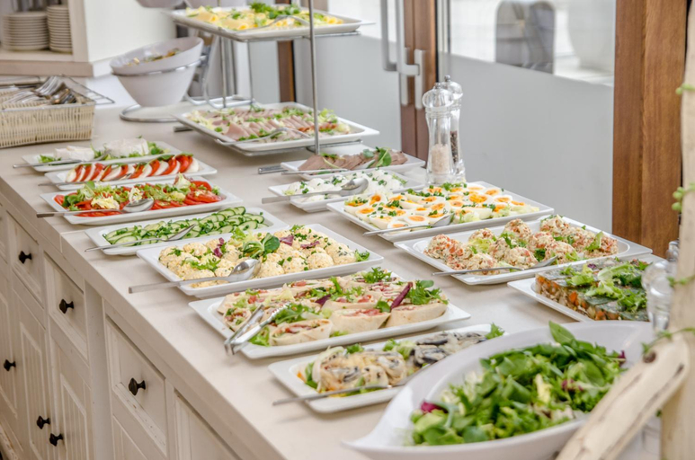 Food & Drinks 5, Marina Mielno z widokiem na jezioro, Koszalin