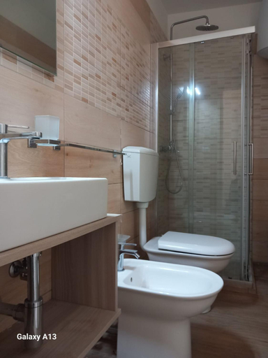 Bathroom 2, TORRE SUL MARE affittacamere Ugento, Lecce