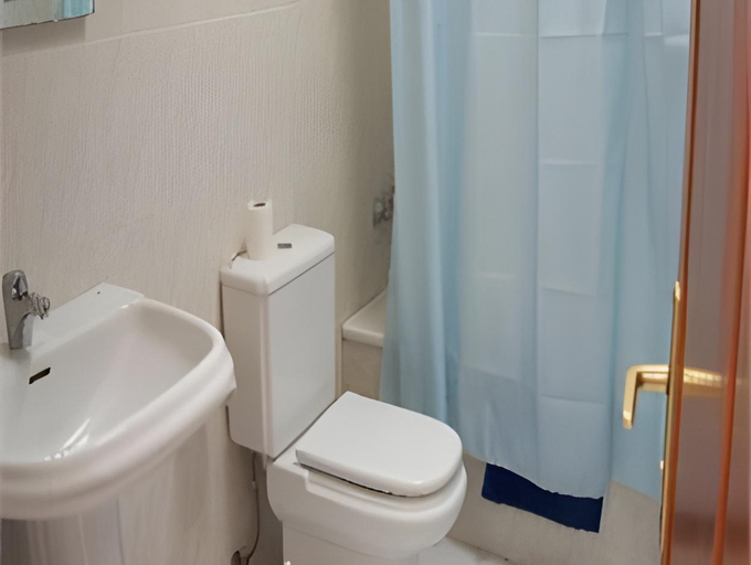 Bathroom 3, Laguneta Apartamentos, Las Palmas