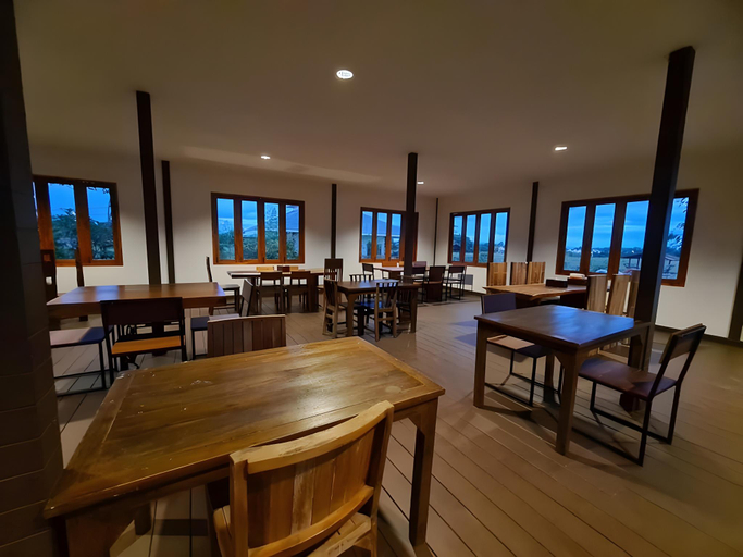 Food & Drinks 5, Phanumas Resort, San Pa Tong