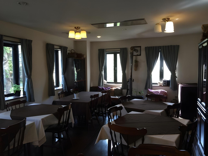 Food & Drinks 5, Glacier Hotel, Hakuba