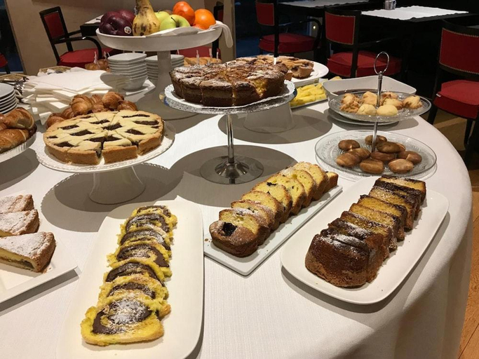 Food & Drinks 5, Siri Hotel, Pesaro E Urbino