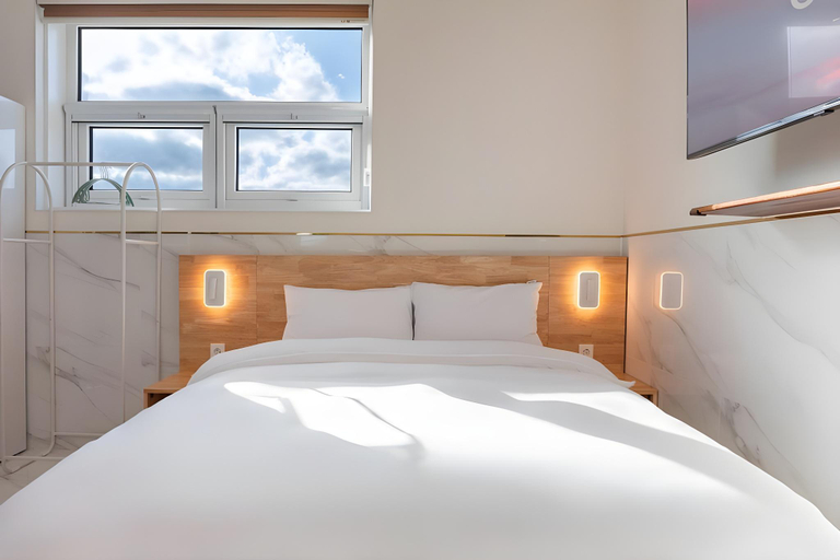 Bedroom 2, Gyeongpo Dislo Pension, Gangneung