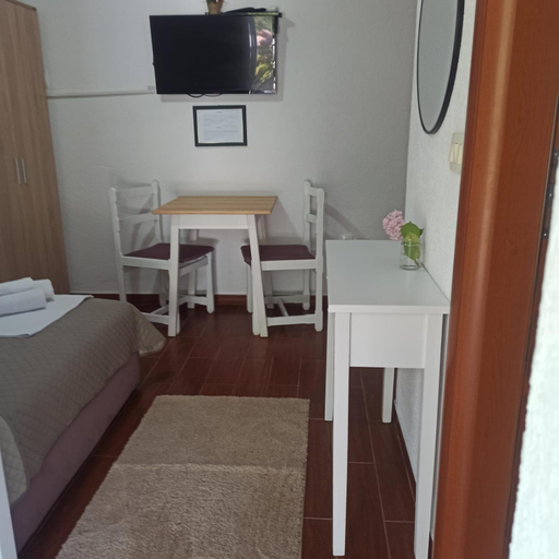 Facilities 3, Apartman Tristan