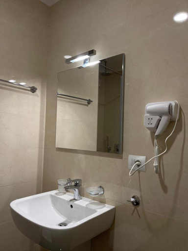 Bathroom 3, Sunrise Luxury Apartments, Sarandës