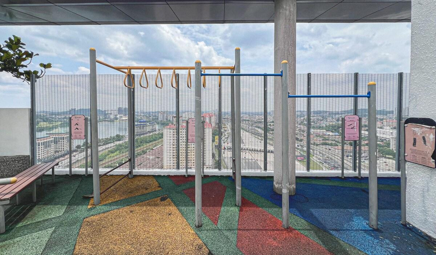 Garden 4, Relax in a Modern Studio w City View + Pool Access, Seri Kembangan