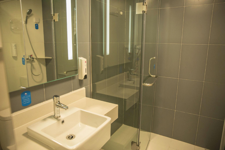Bathroom 3, Hanting Hotel Weifang Linqu, Weifang