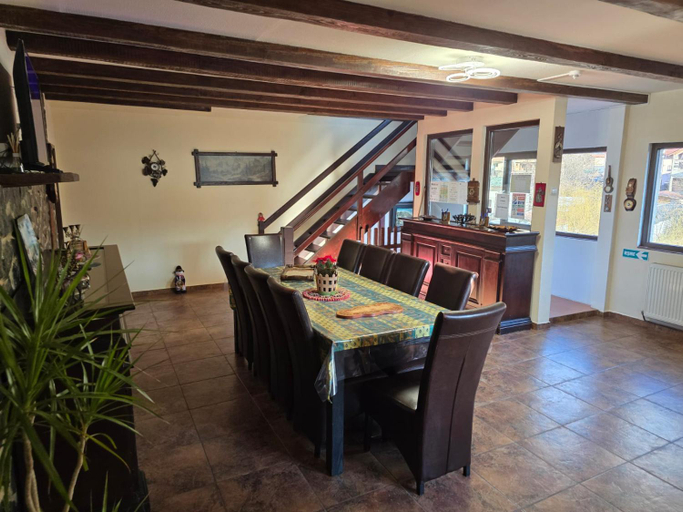 Food & Drinks, Casa Vivian, Baile Herculane