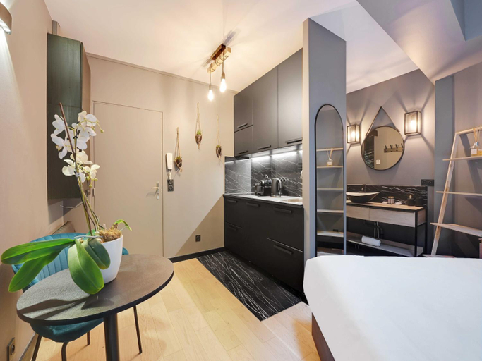 Others 5, Charming studio -2P- Auteuil, Paris