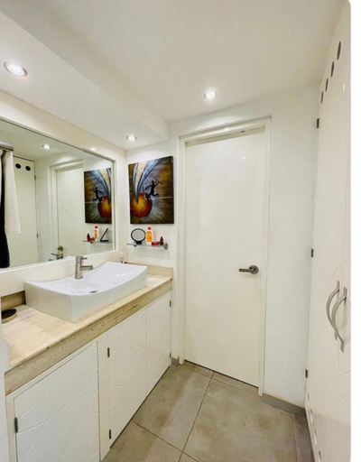 Bathroom 4, Caribbean apartment, Isla Mujeres