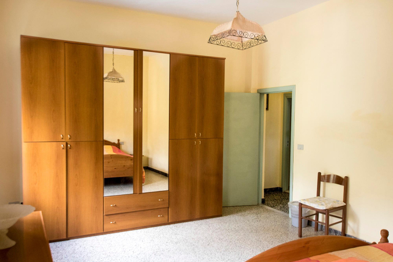 Bedroom 2, Tuscan Rustic Apartment, Grosseto