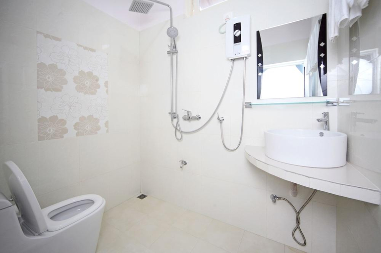 Bathroom 4, Rasdhoo Coralville Hotel, North Ari Atoll