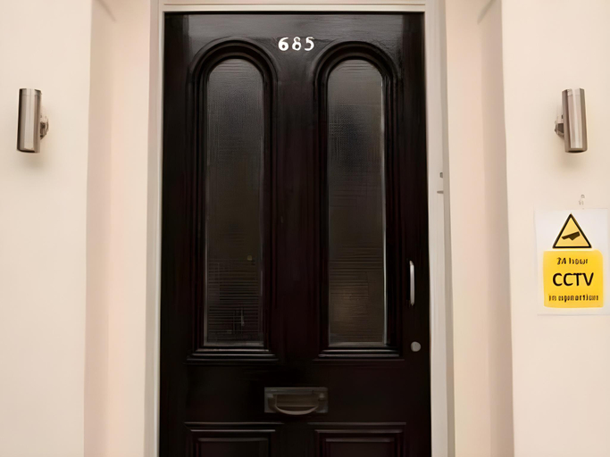Others 4, Clapham Guesthouse, London