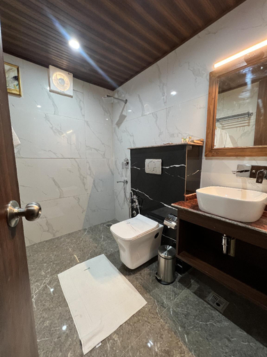Bathroom 4, Pacific Inn Prakrti The Nature Lansdowne, Garhwal