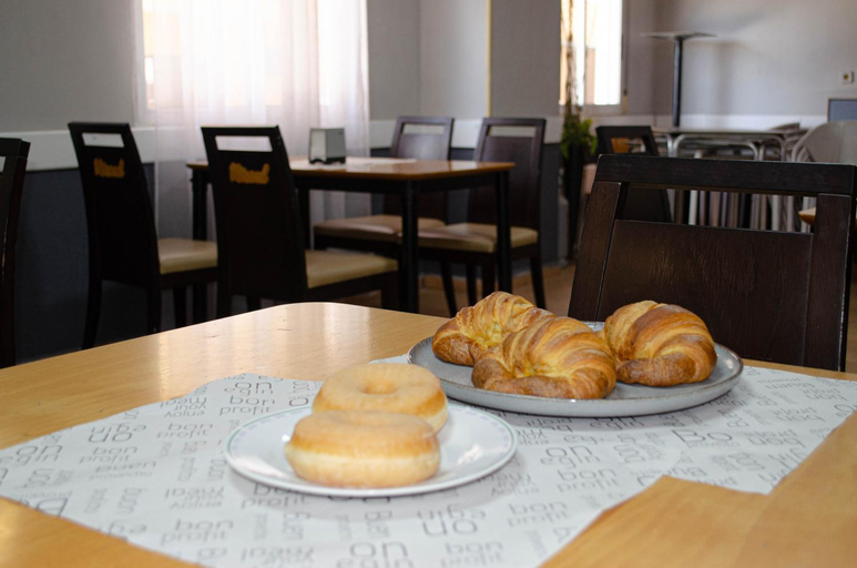 Food & Drinks 5, Hostal Gran Via Levante, Alicante