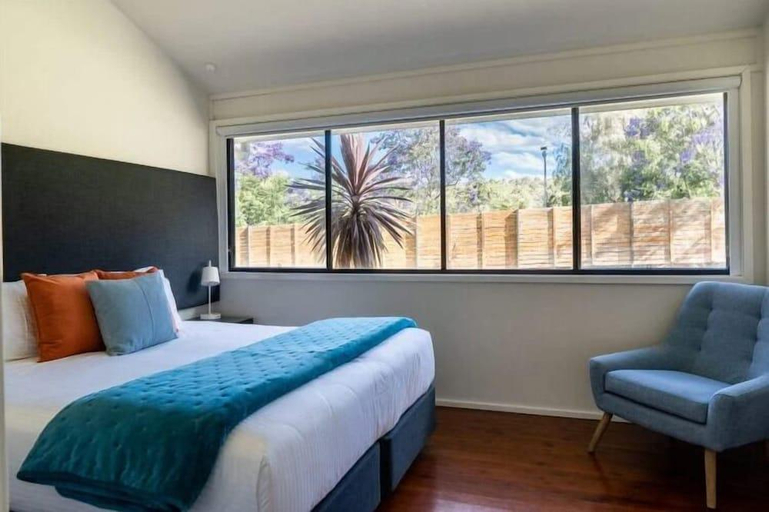 Bedroom 3, Wine Country Villas, Cessnock