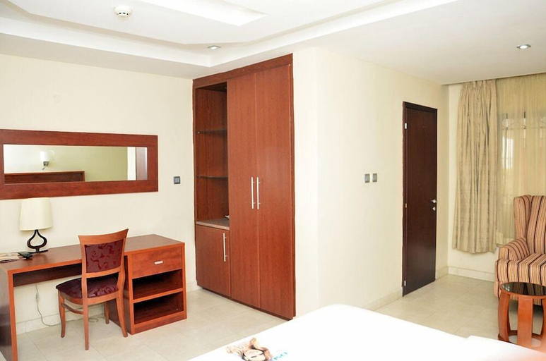 Bedroom 2, Tevom Hotel and Suites, Ikpoba-Okha