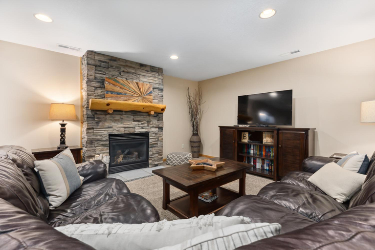 Others 4, Wilderness Resort Villas, Crow Wing
