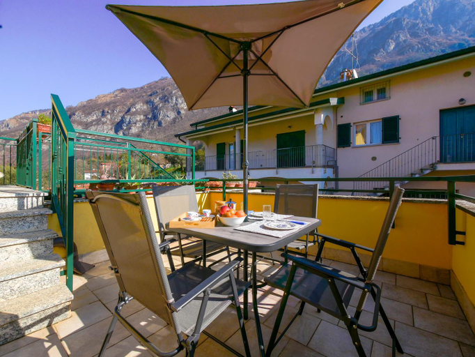 Others 4, Balcony Lake View Apartment, Lecco
