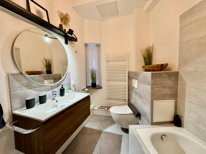 Bathroom 2, Bonjour Colmar, Haut-Rhin