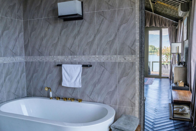 Bathroom 3, Yakamoz Haijie Hotel , Dali Bai