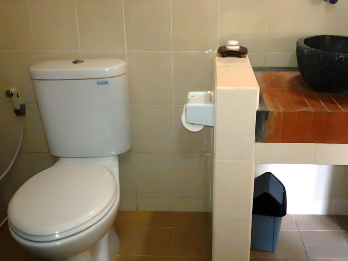 Bathroom 3, Petit Boo Amed, Karangasem