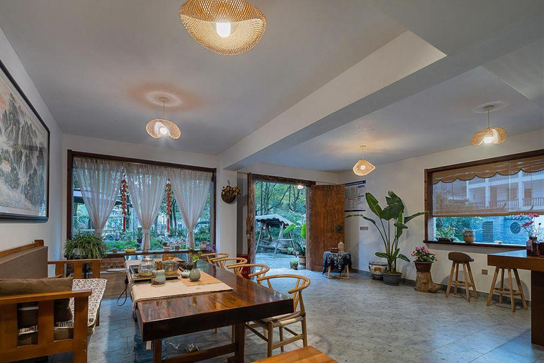 Food & Drinks, Floral Hotel· Yunqi B&B Xiandu Scenic Area, Lishui