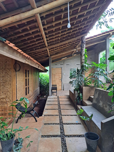 Bathroom 4, Juar House, Garut
