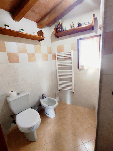 Bathroom 4, La dependance nel verde, Lucca